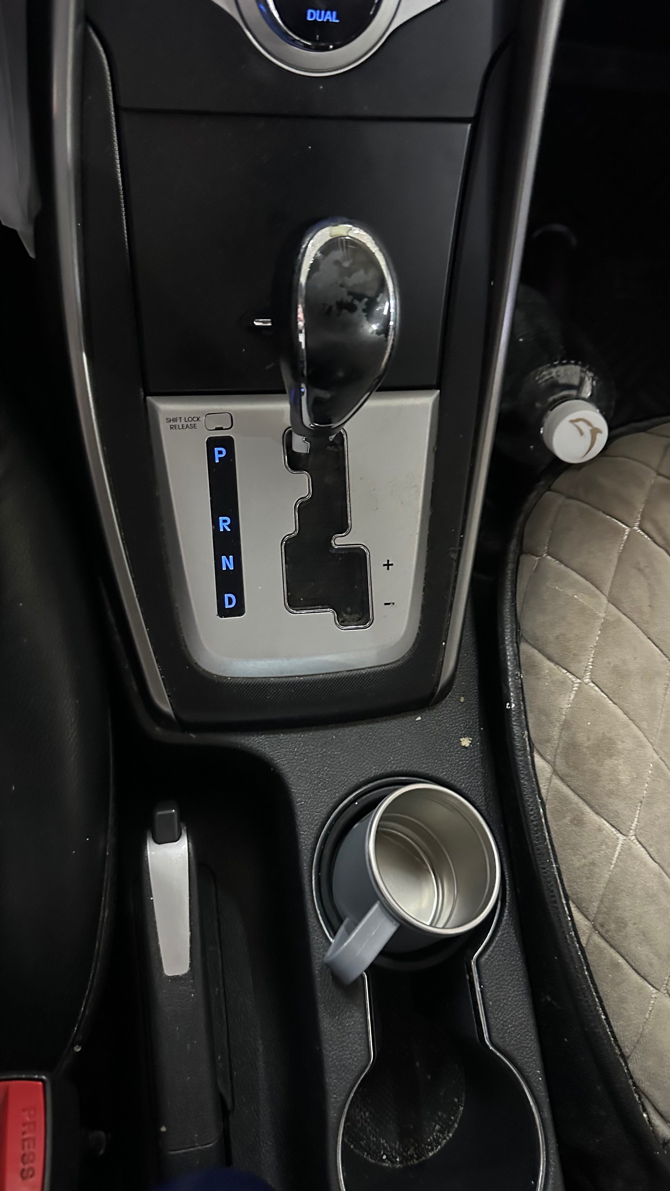 Hyundai Avante 2011