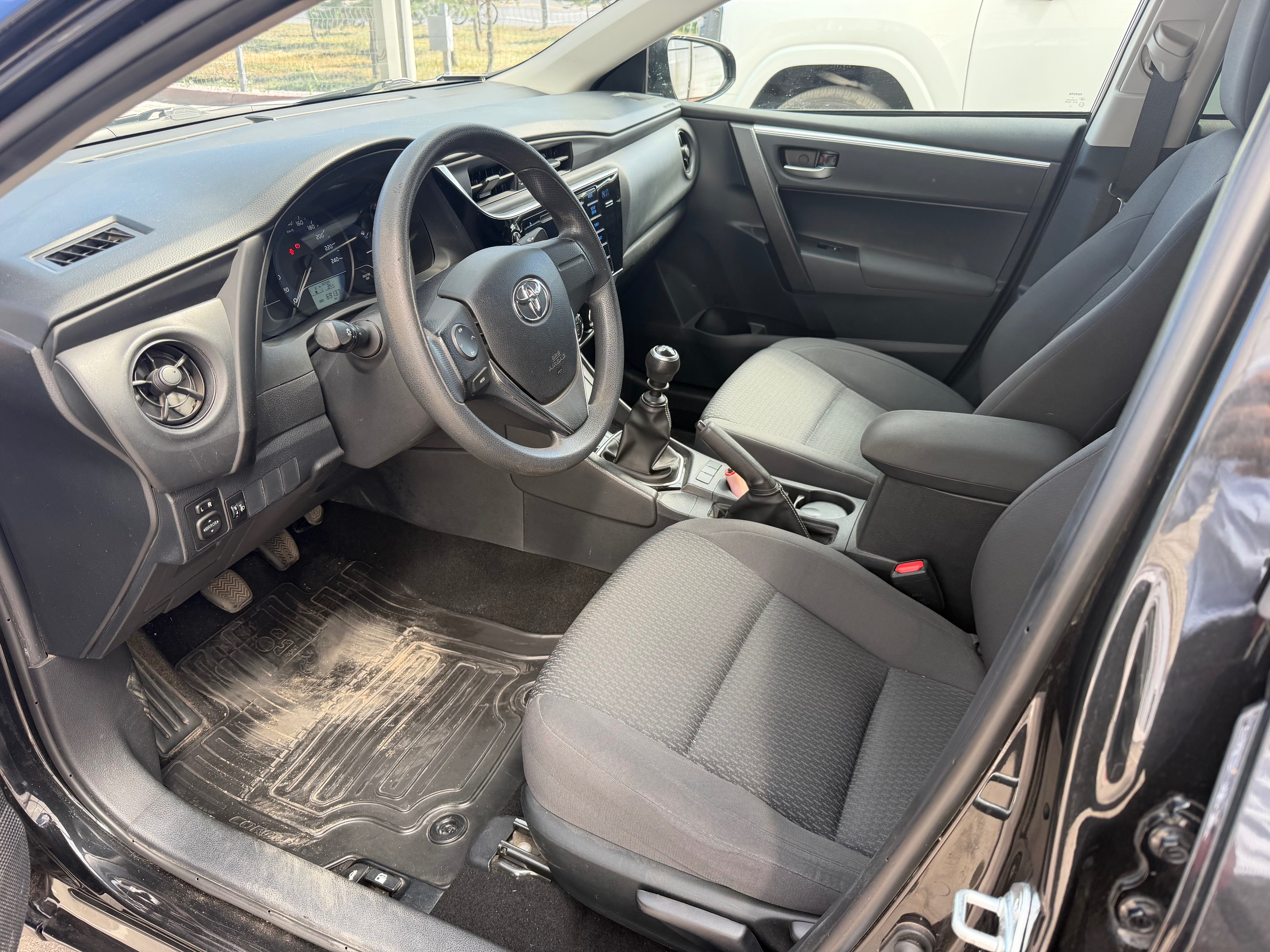 Toyota Corolla 2017