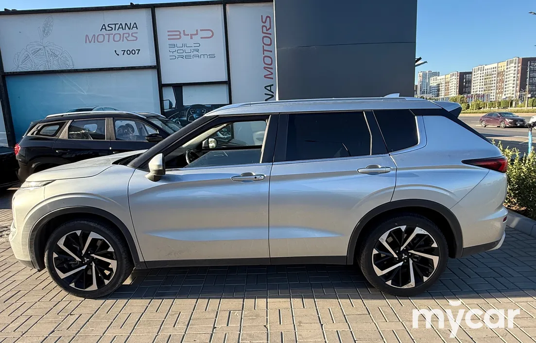 Mitsubishi Outlander 2022