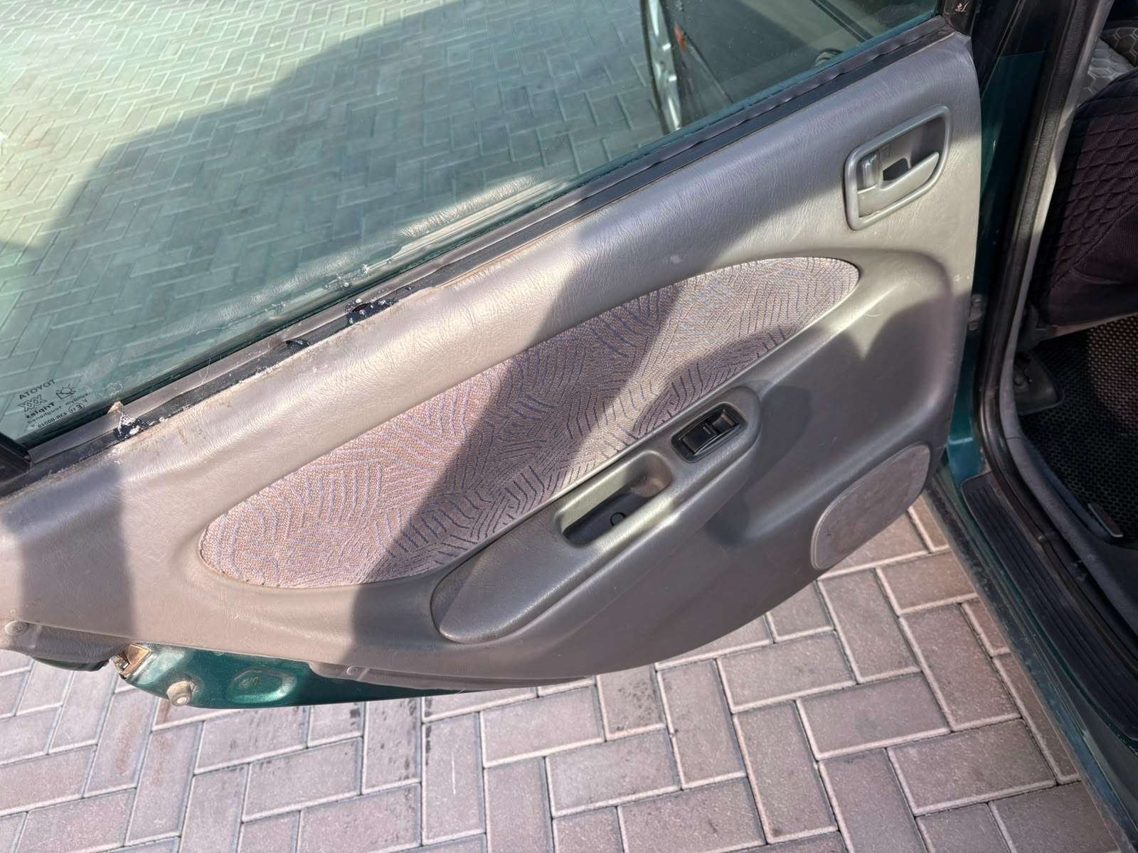 Toyota Avensis 1999