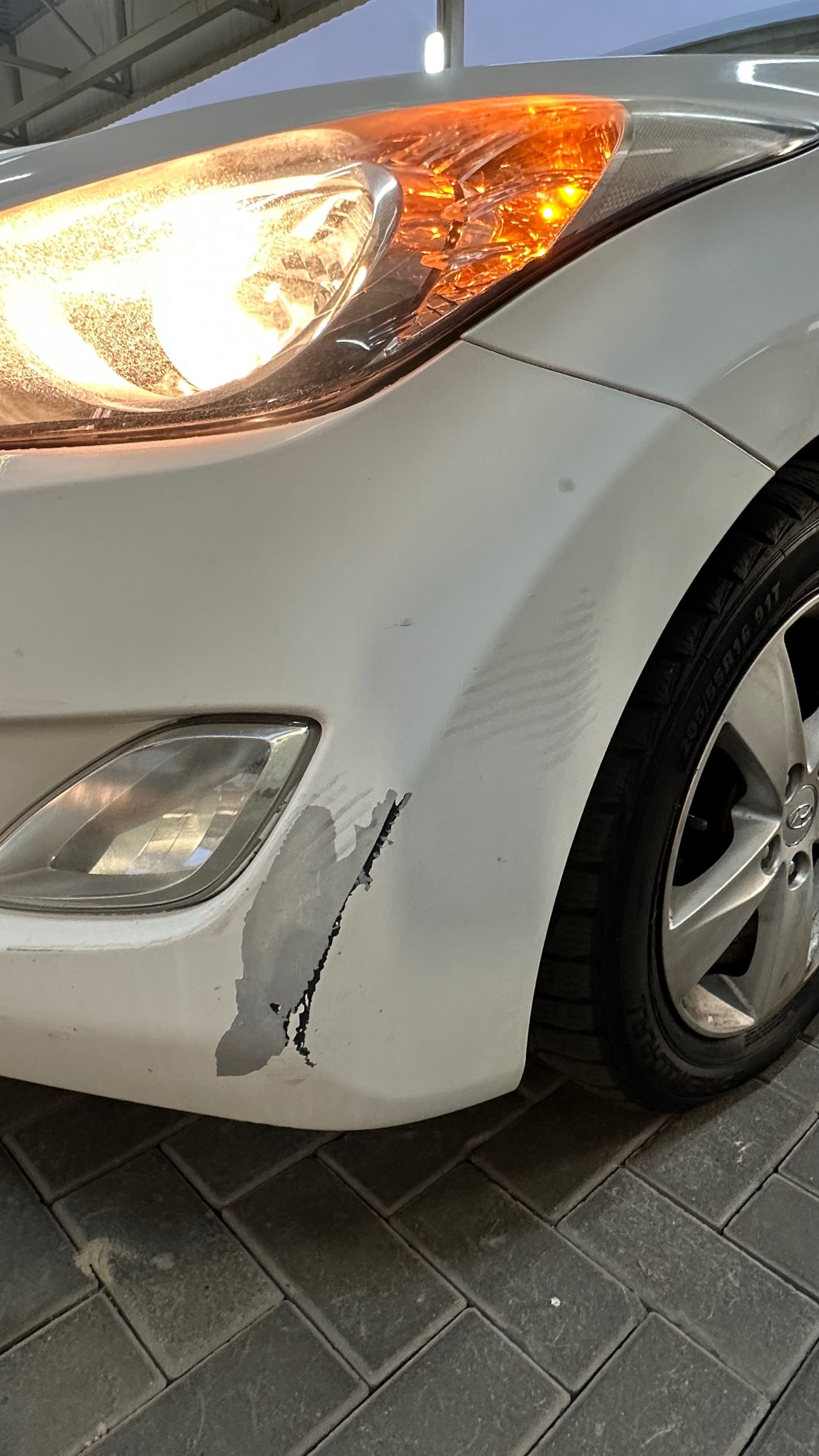 Hyundai Avante 2011