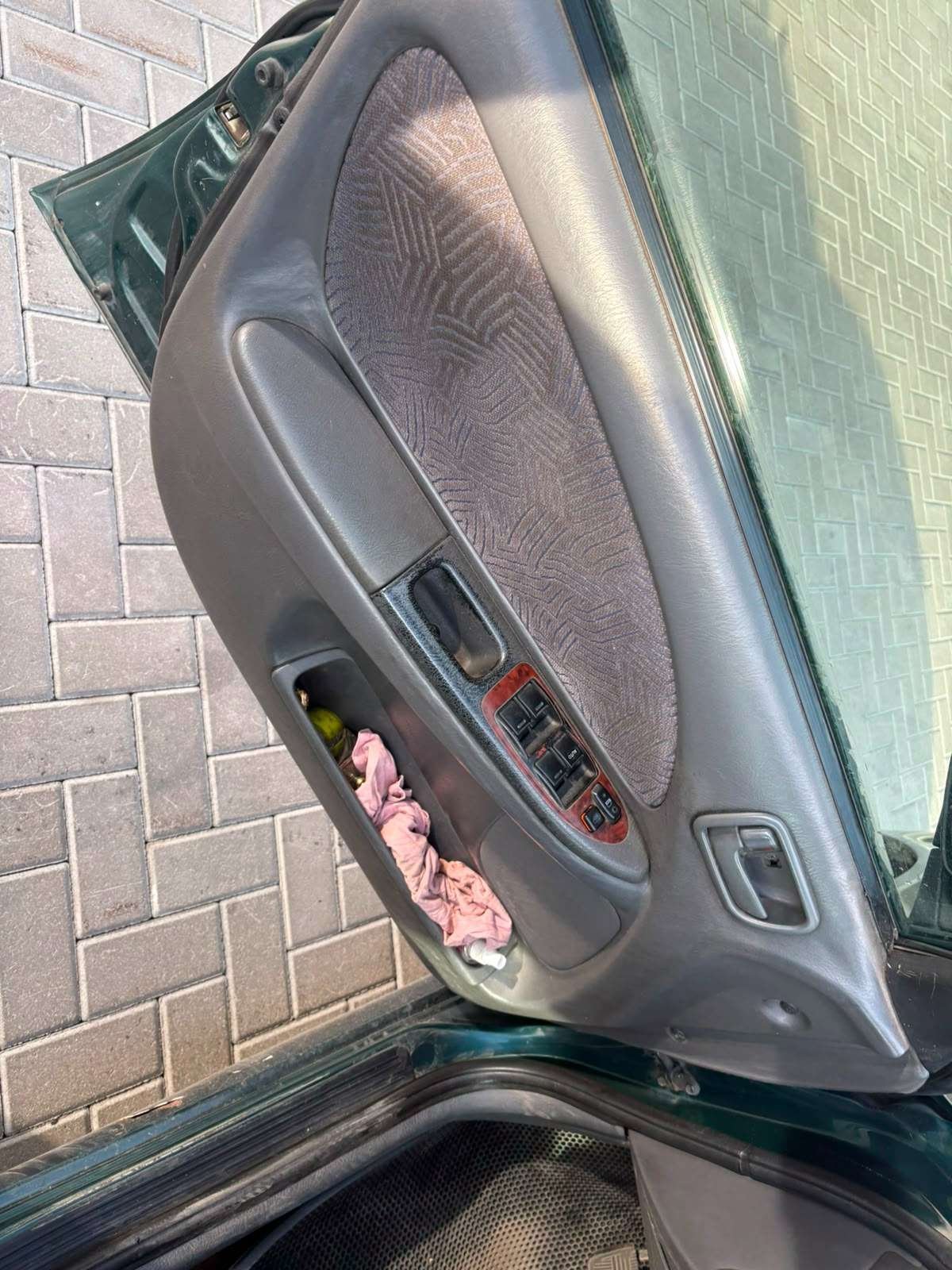 Toyota Avensis 1999