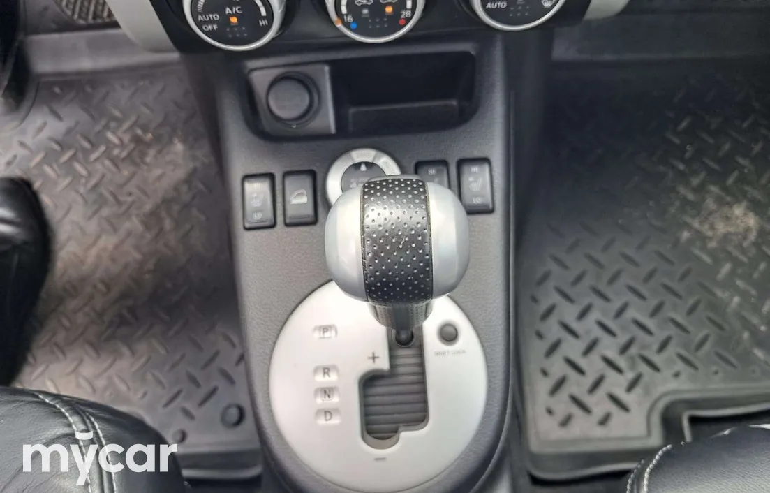 Nissan X-Trail 2012