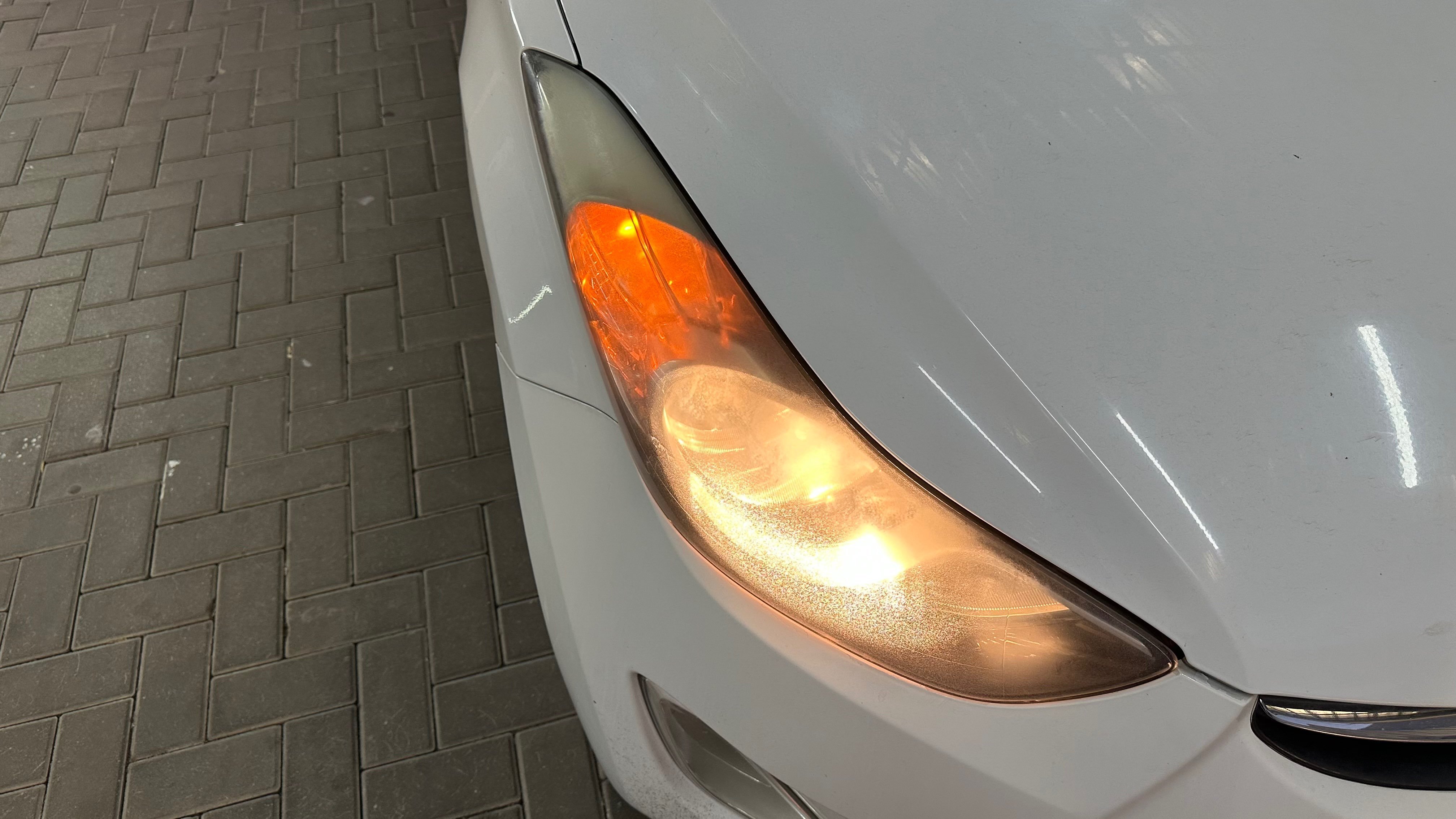 Hyundai Avante 2011