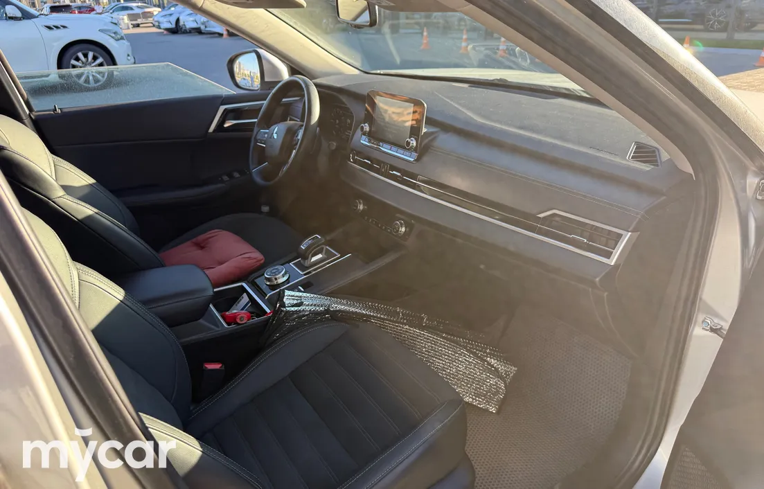 Mitsubishi Outlander 2022