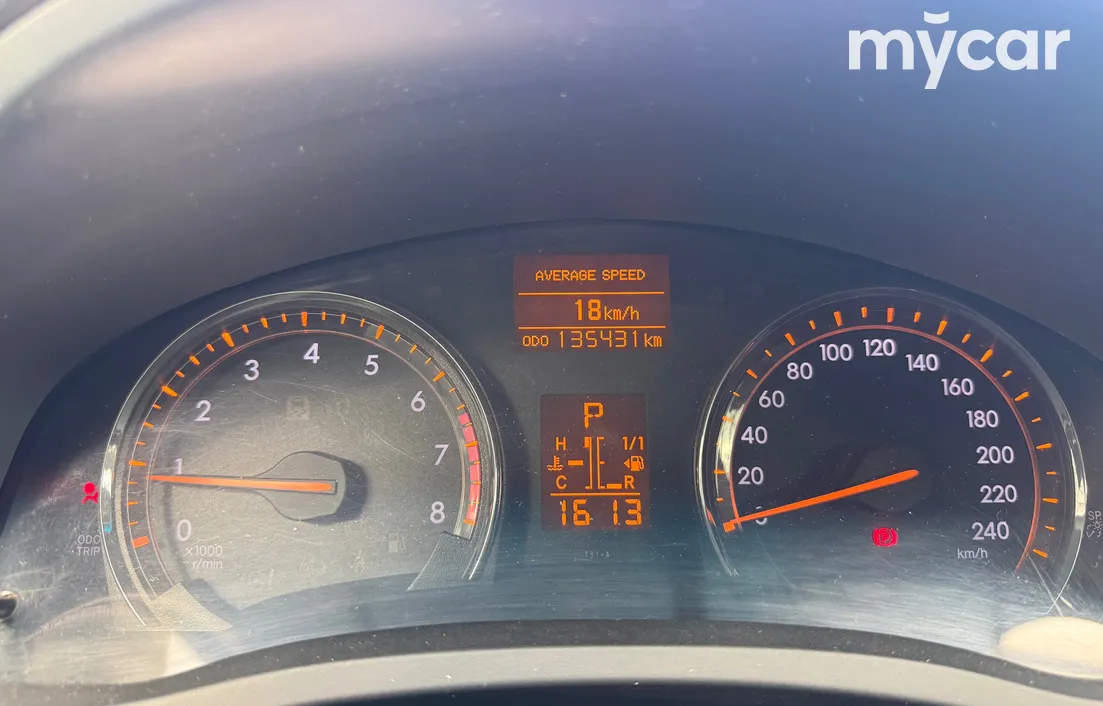 Toyota Avensis 2011