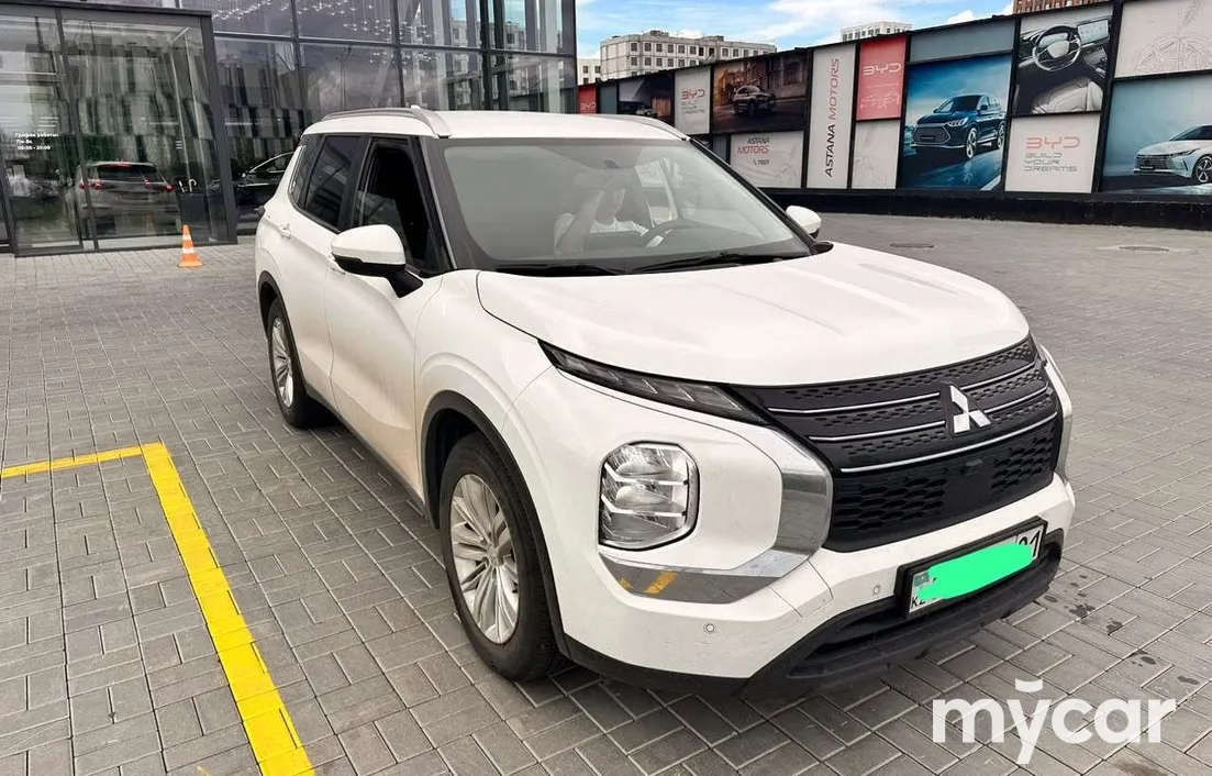 Mitsubishi Outlander 2022