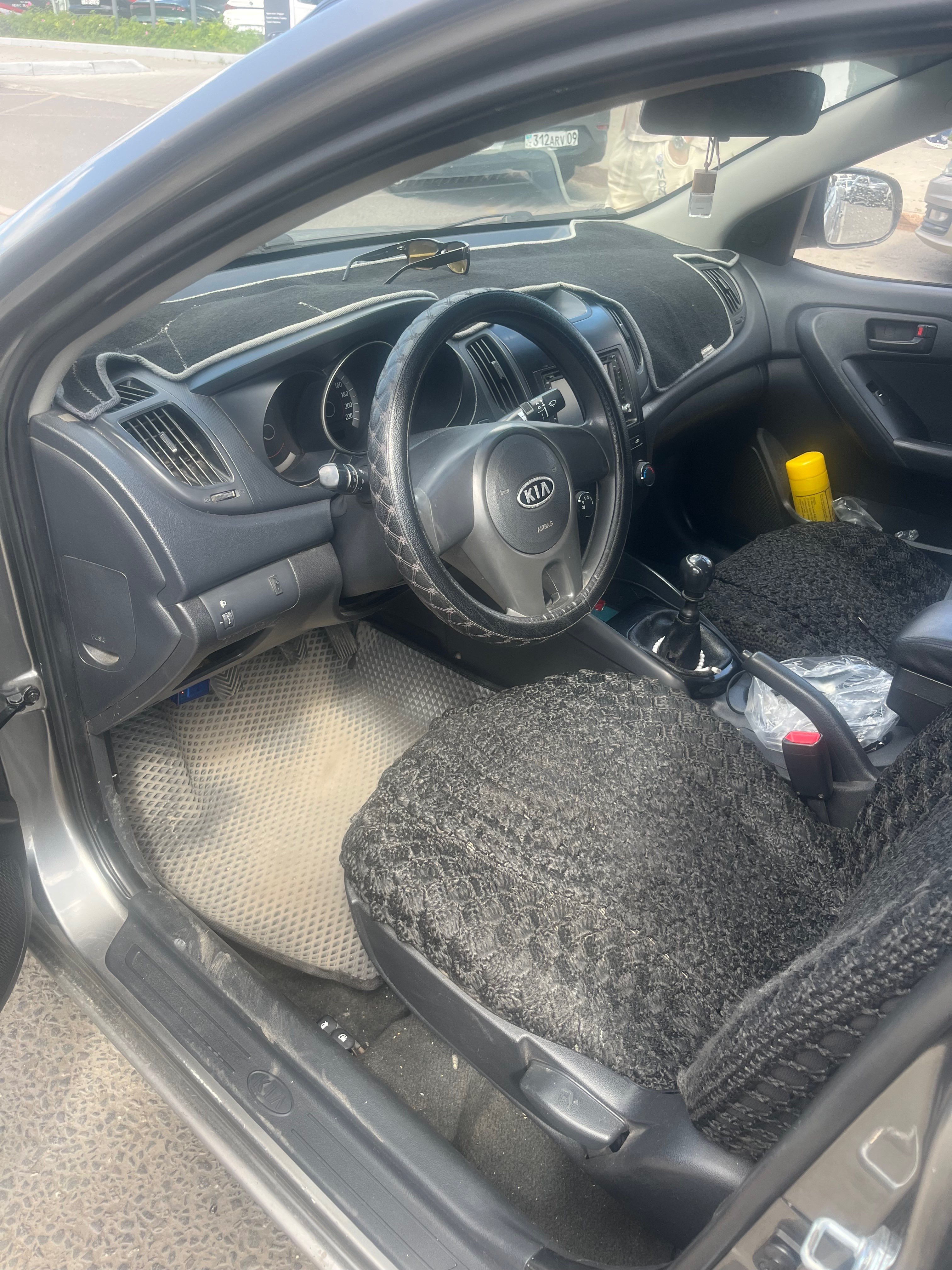 Kia Cerato 2012