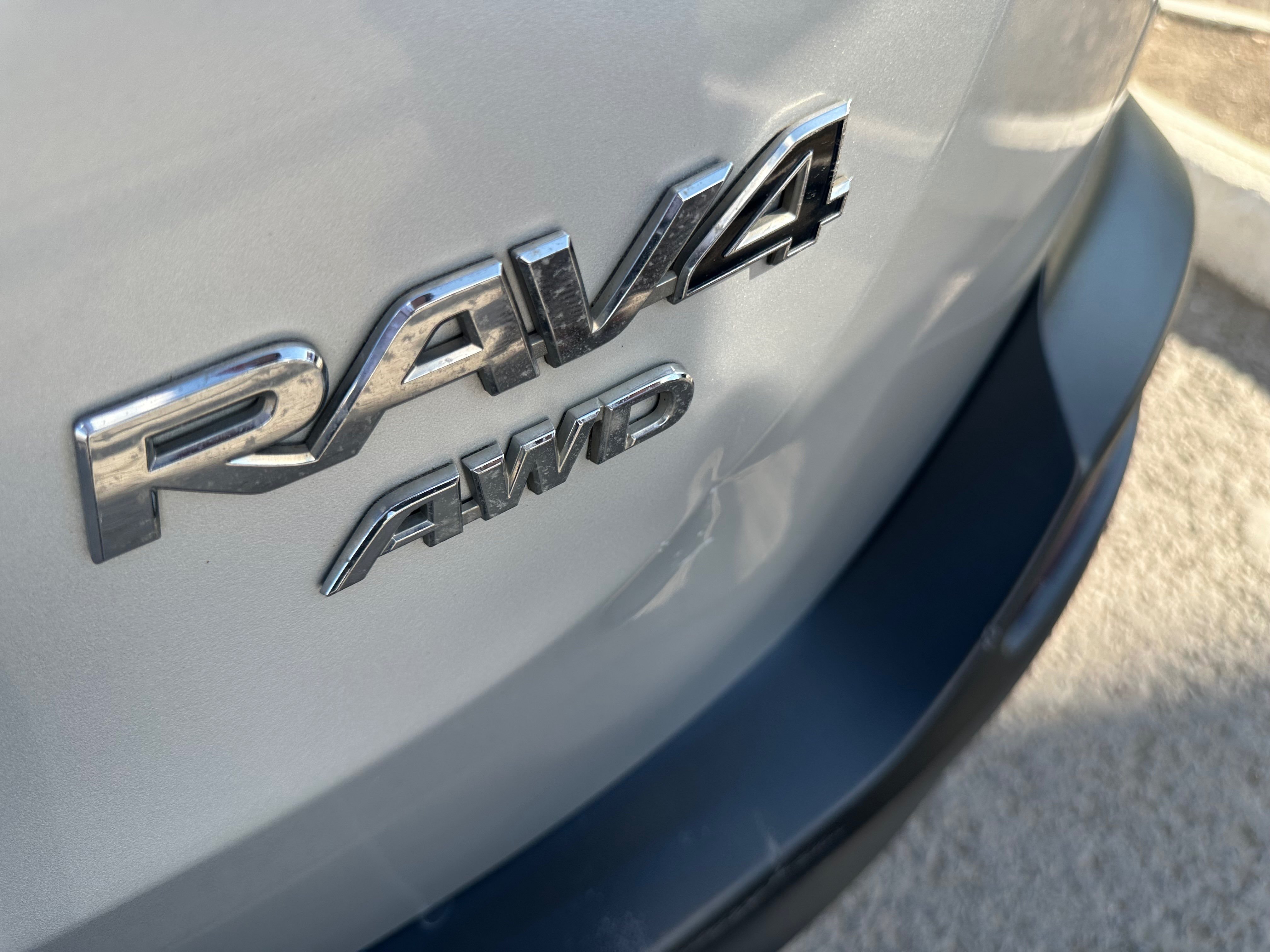 Toyota RAV4 2015
