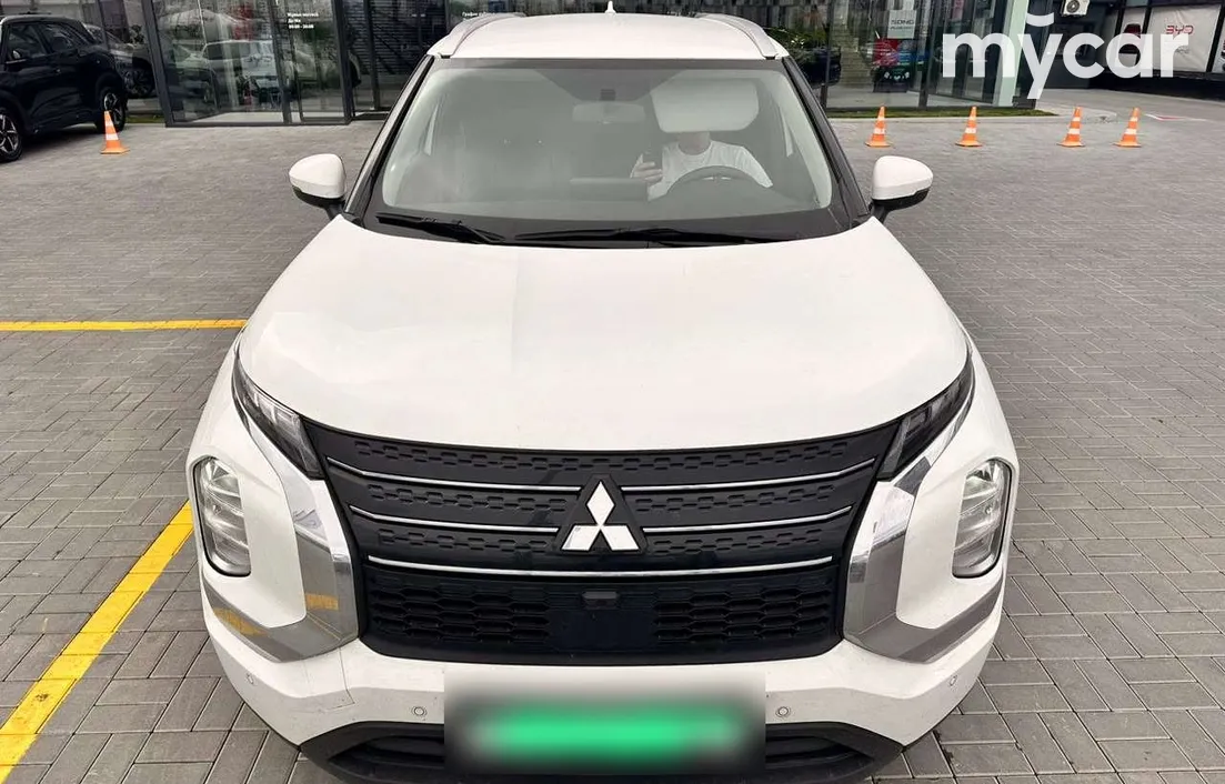 Mitsubishi Outlander 2022