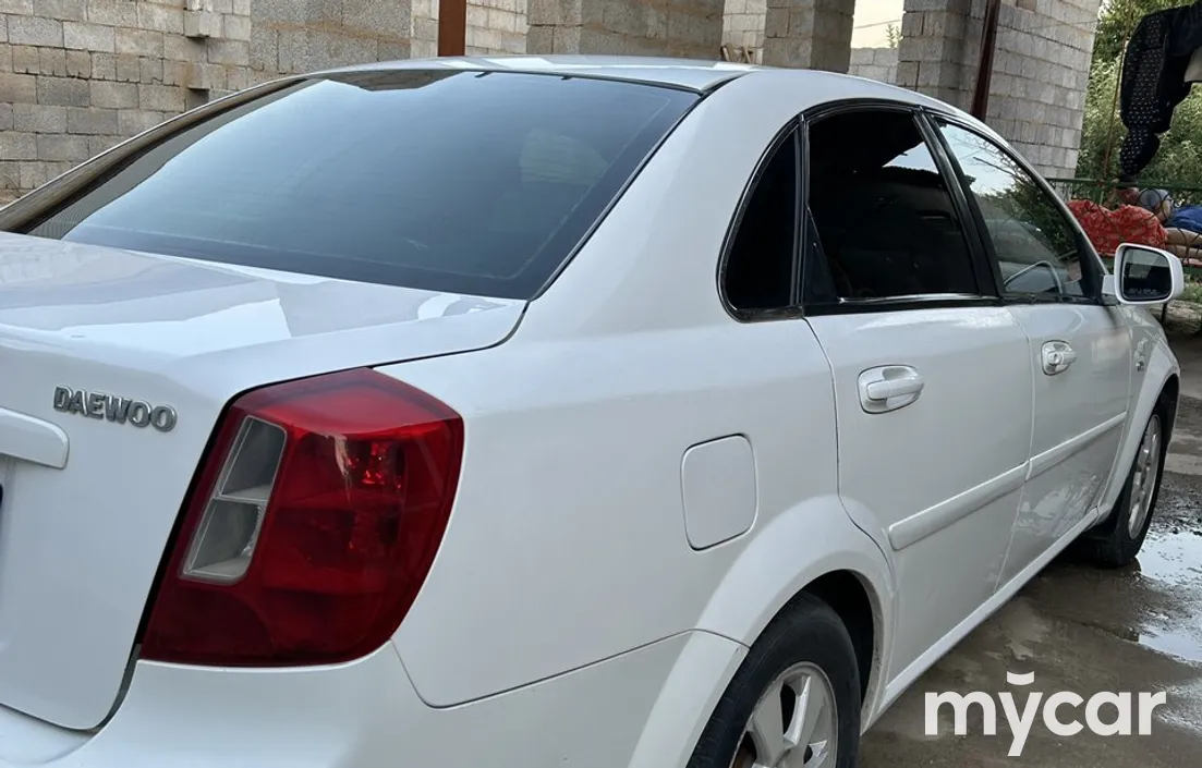 Daewoo Gentra 2014