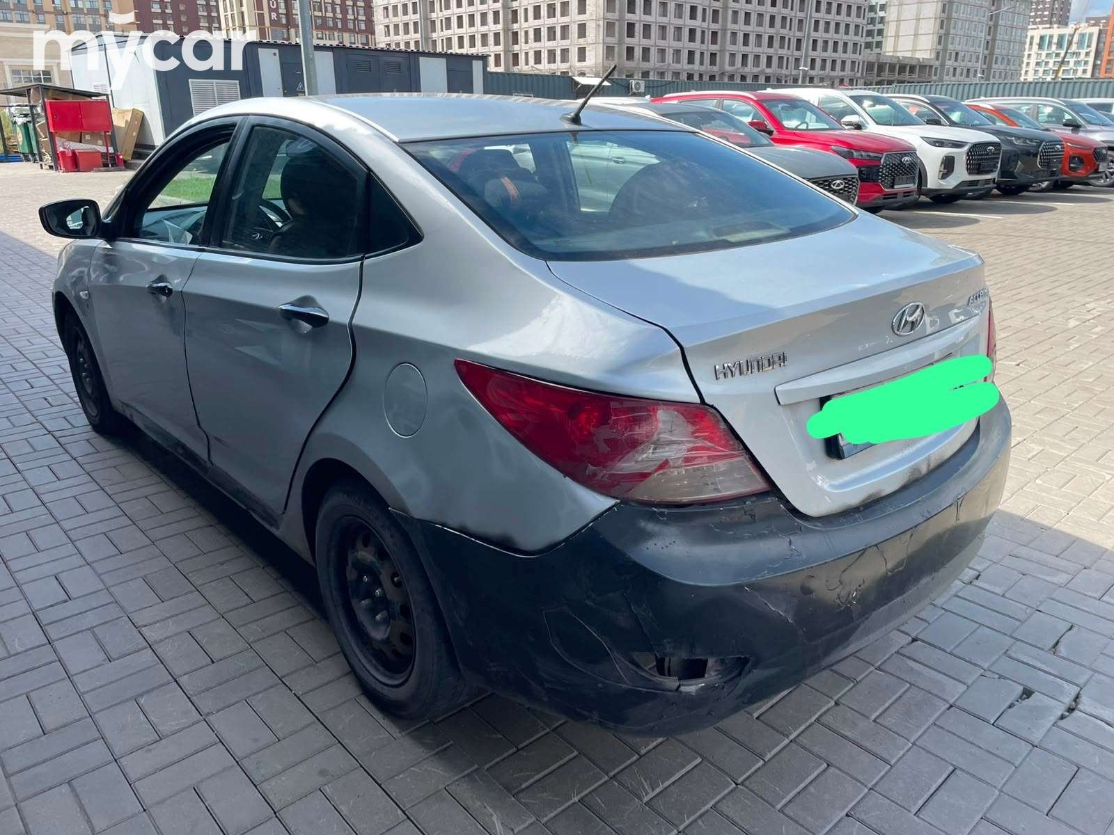 Hyundai Accent 2014