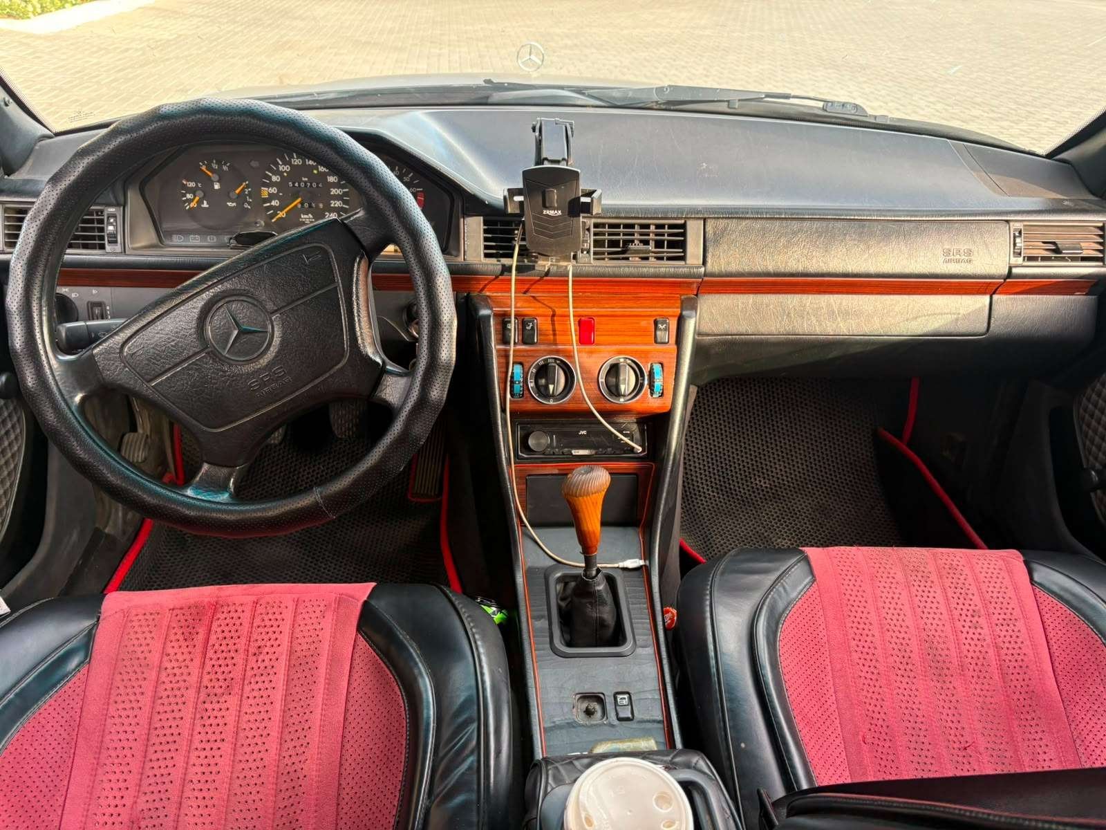 Mercedes-Benz E-Класс 1994