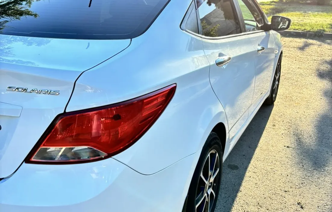 Hyundai Solaris 2015