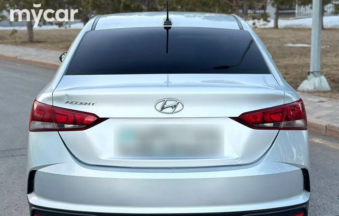 Hyundai Accent 2022