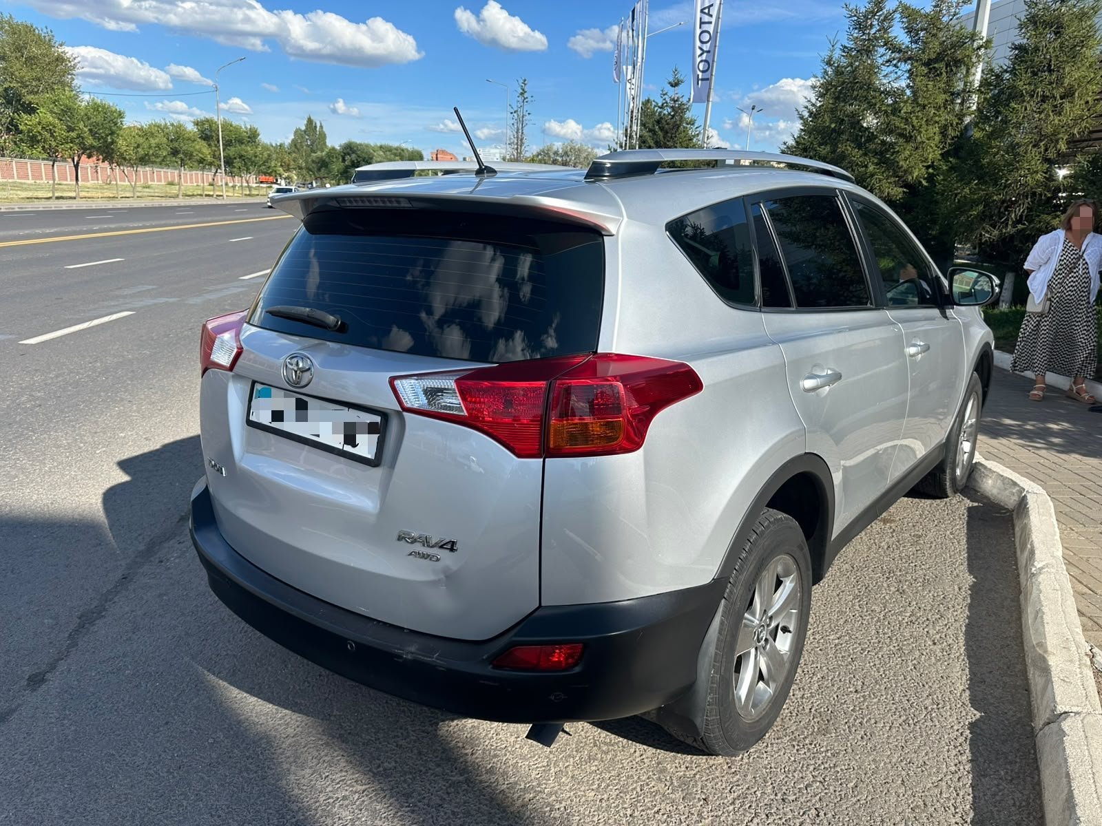 Toyota RAV4 2015