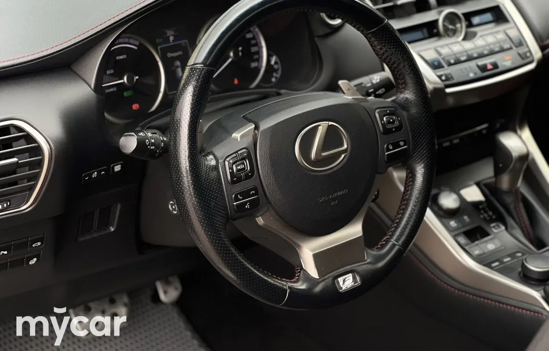 Lexus NX 2015