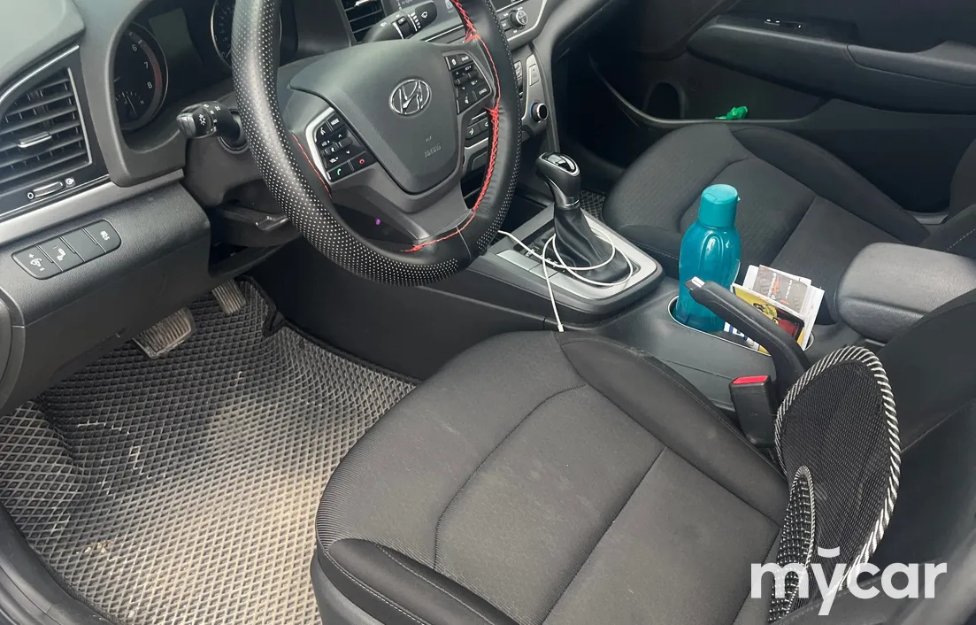 Hyundai Elantra 2018