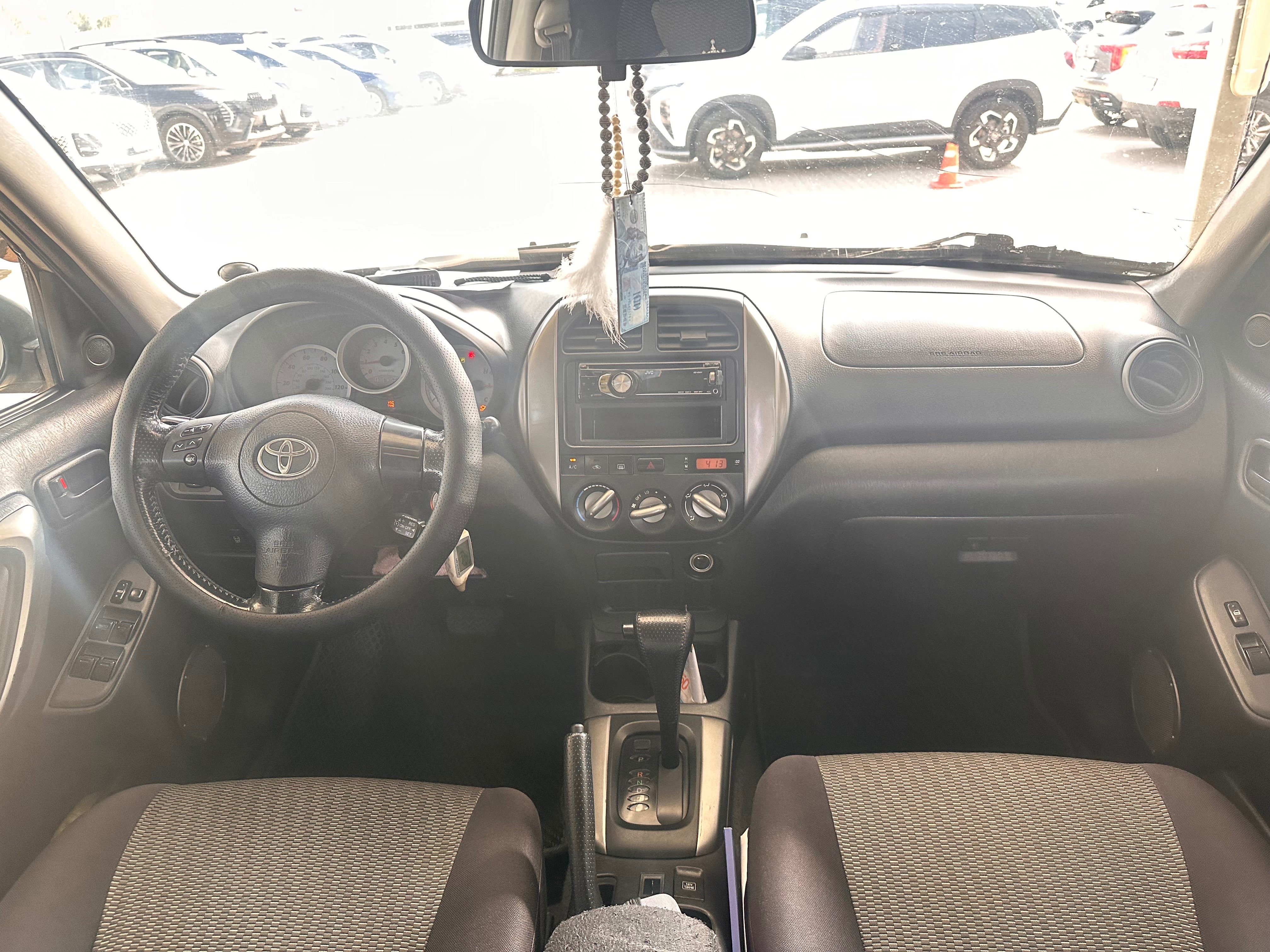 Toyota RAV4 2004