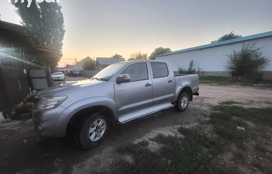Toyota Hilux 2014