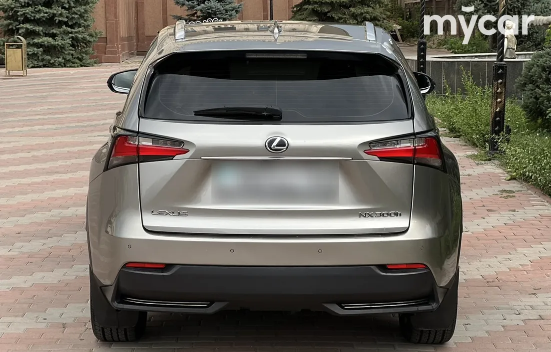 Lexus NX 2015