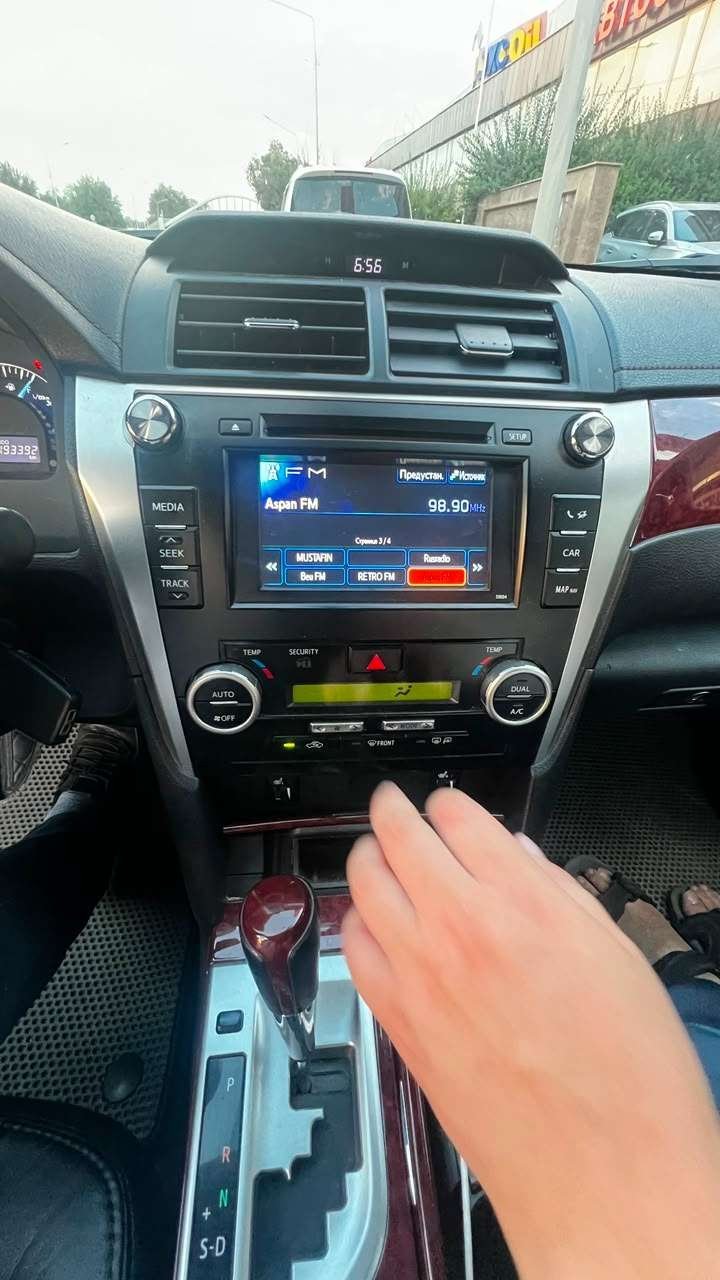 Toyota Camry 2014