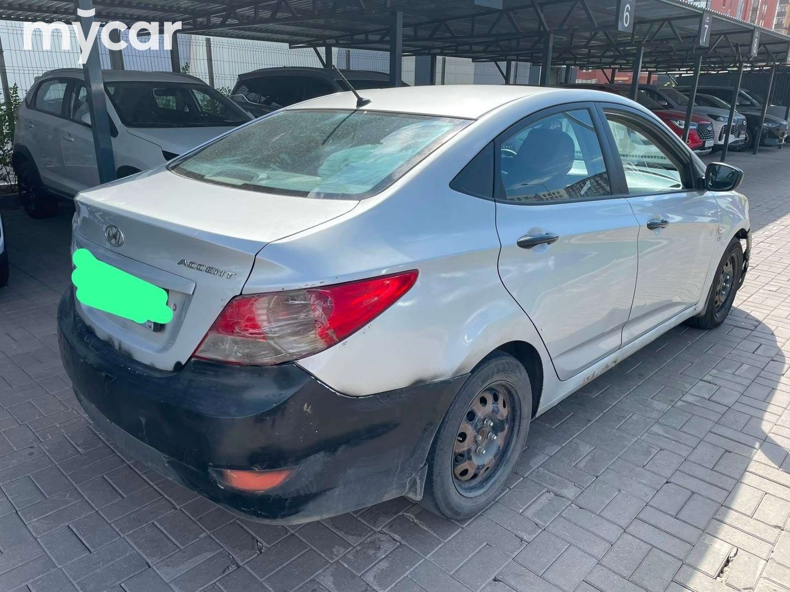 Hyundai Accent 2014