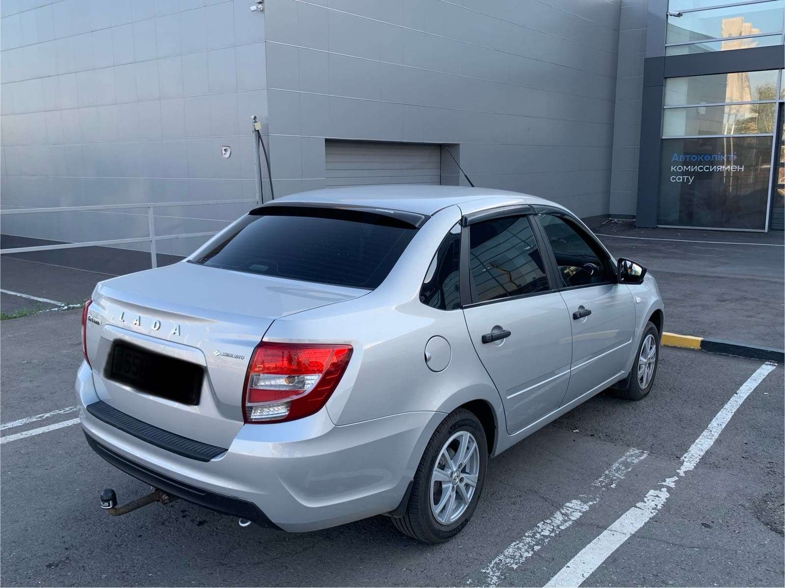 LADA Granta 2019