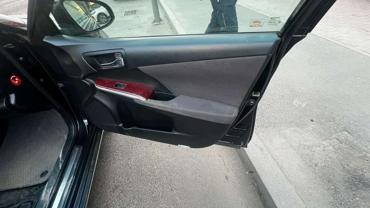 Toyota Camry 2014