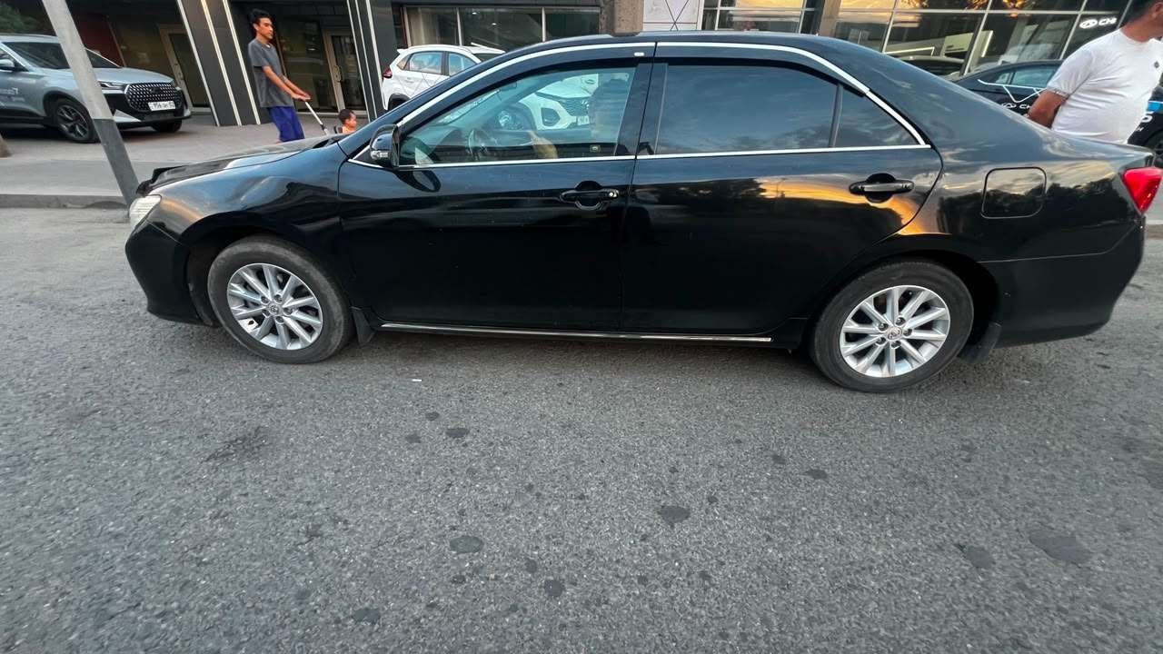 Toyota Camry 2014