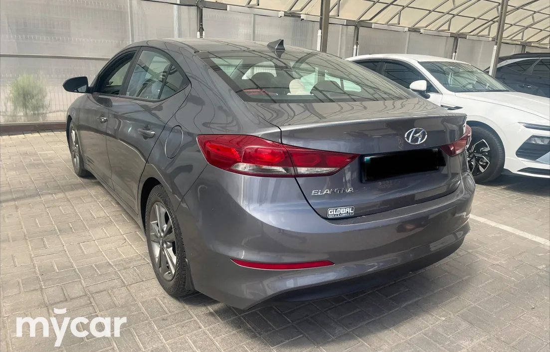 Hyundai Elantra 2018