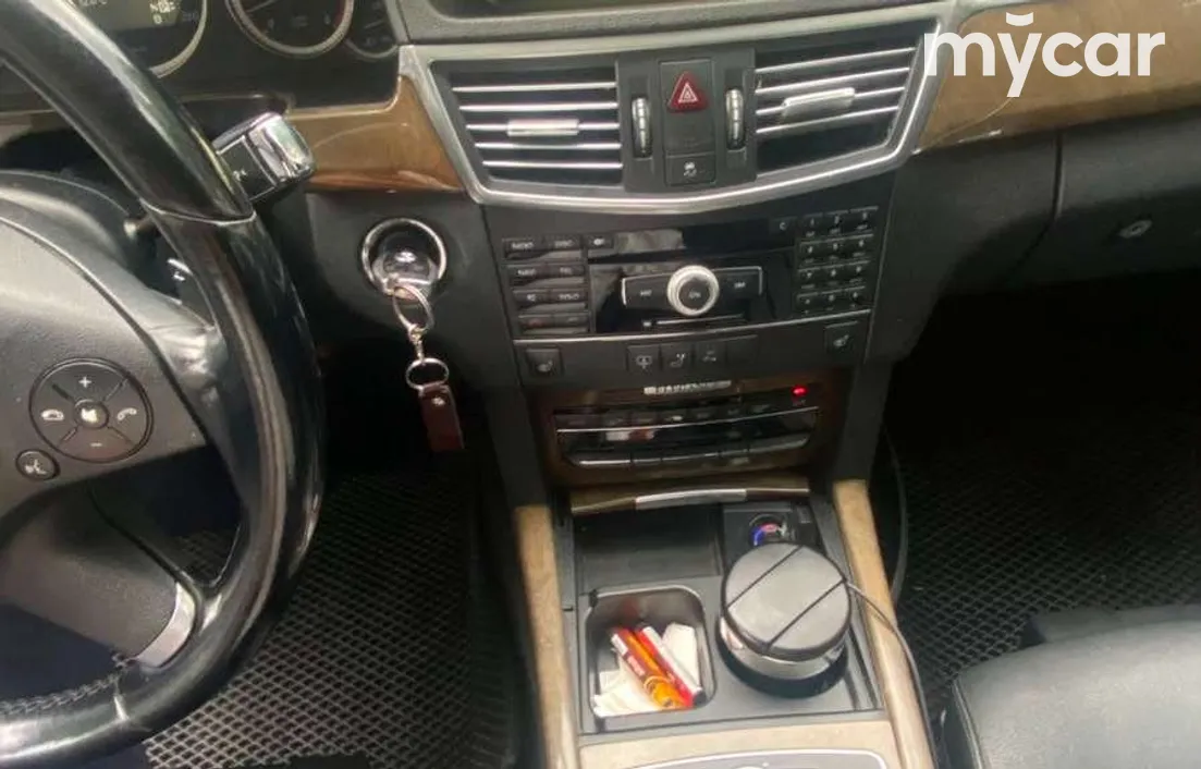 Mercedes-Benz E-Класс 2009