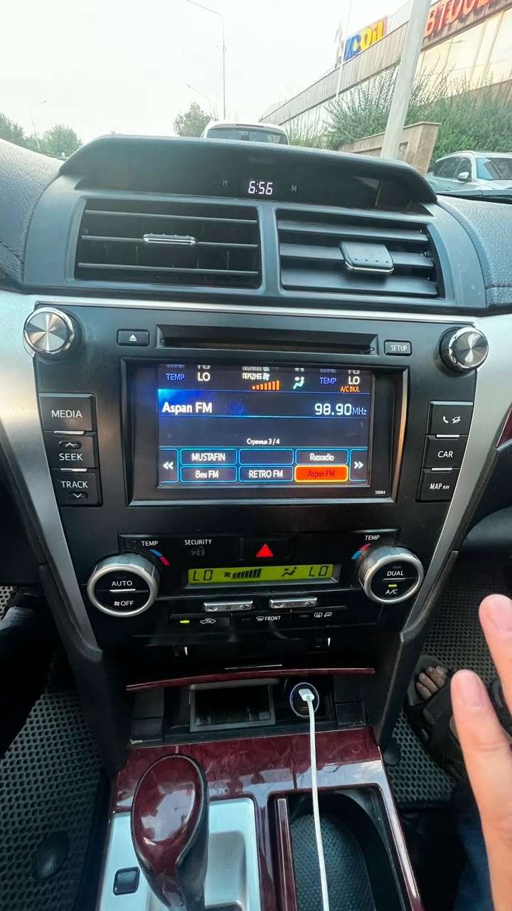 Toyota Camry 2014