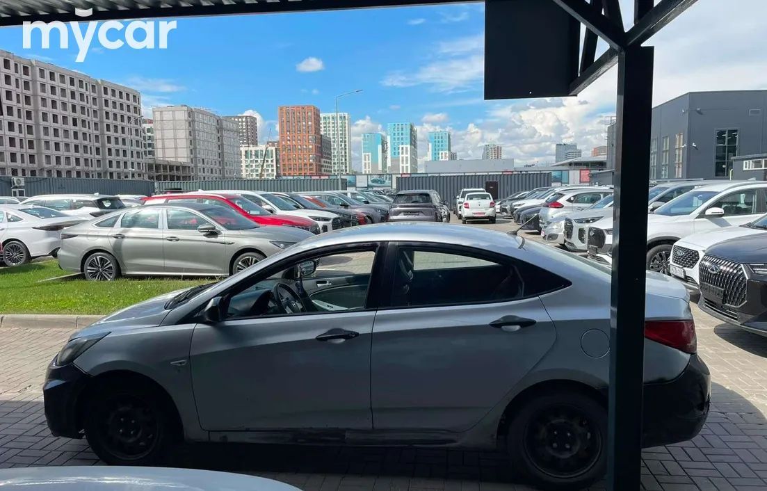 Hyundai Accent 2014