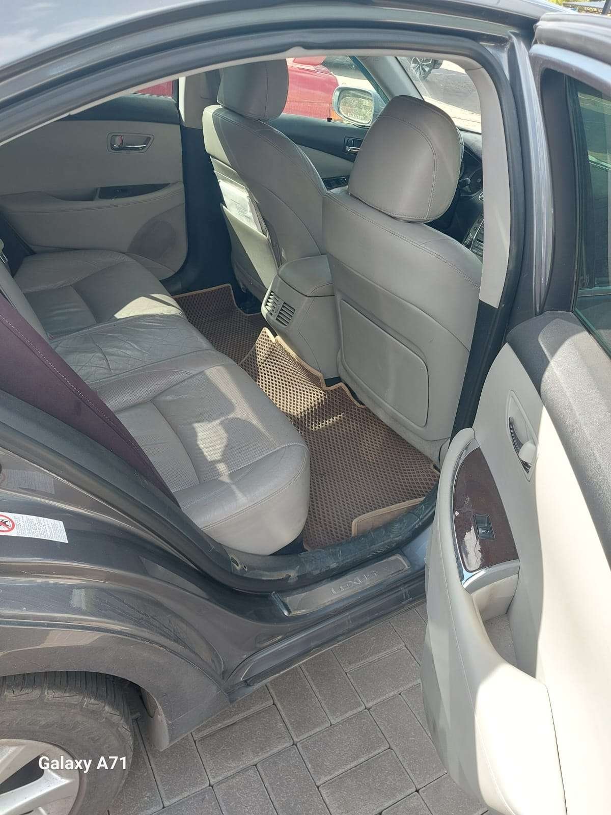 Lexus ES 2011