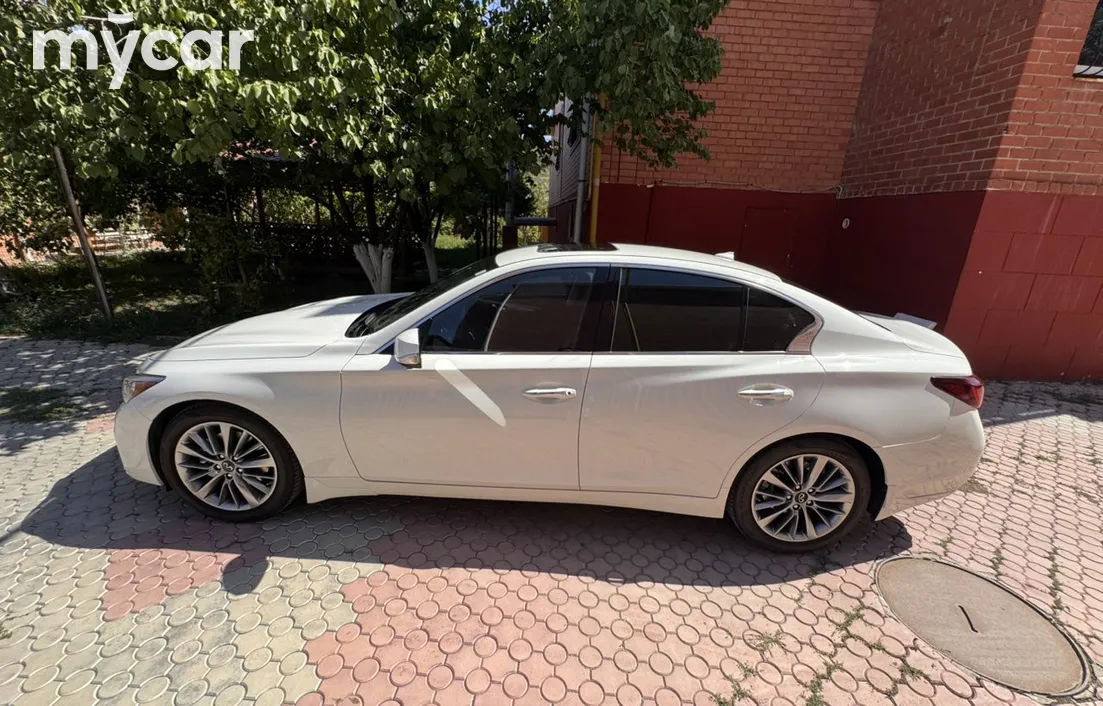 Infiniti Q50 2022