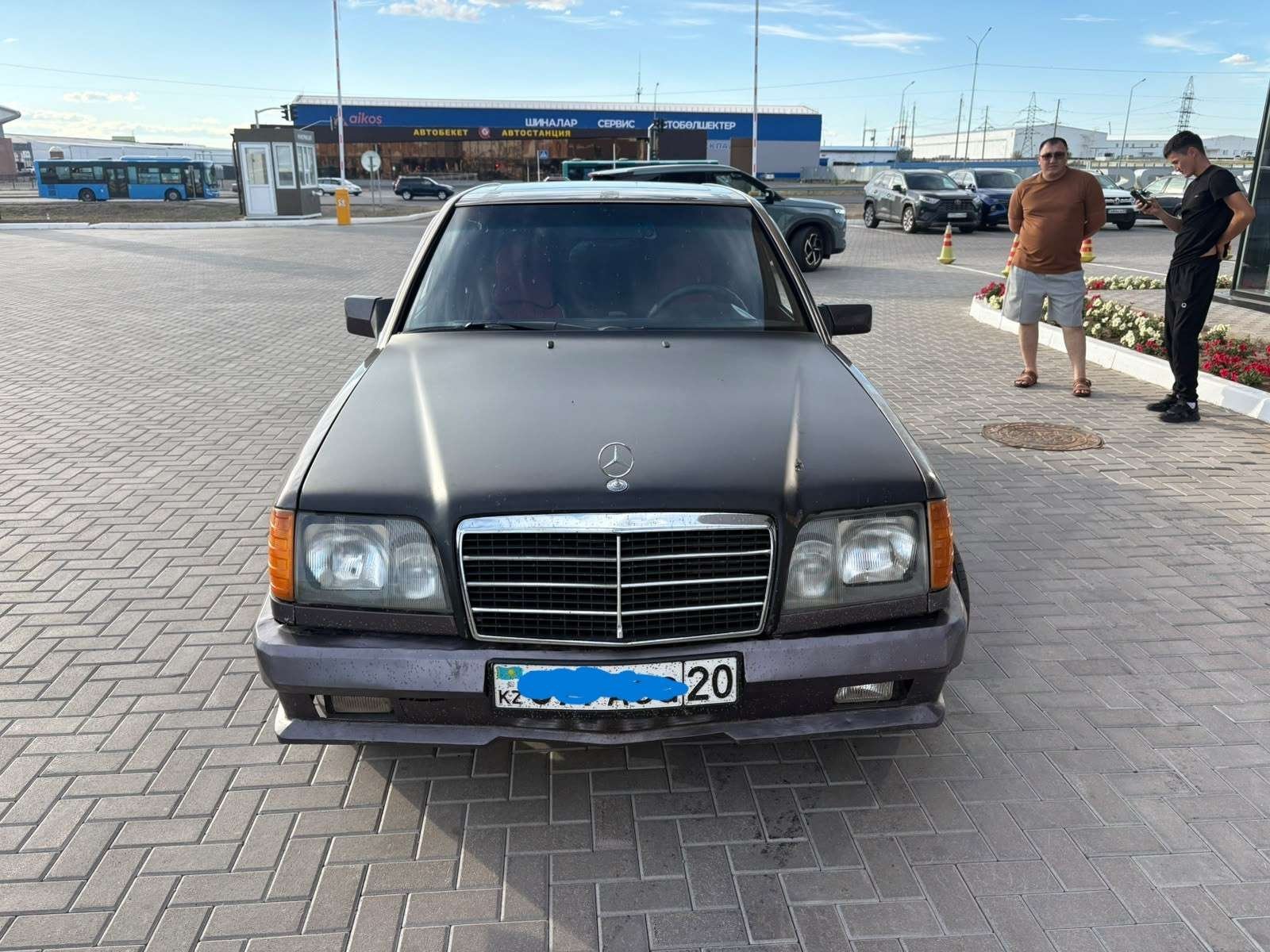 Mercedes-Benz E-Класс 1994