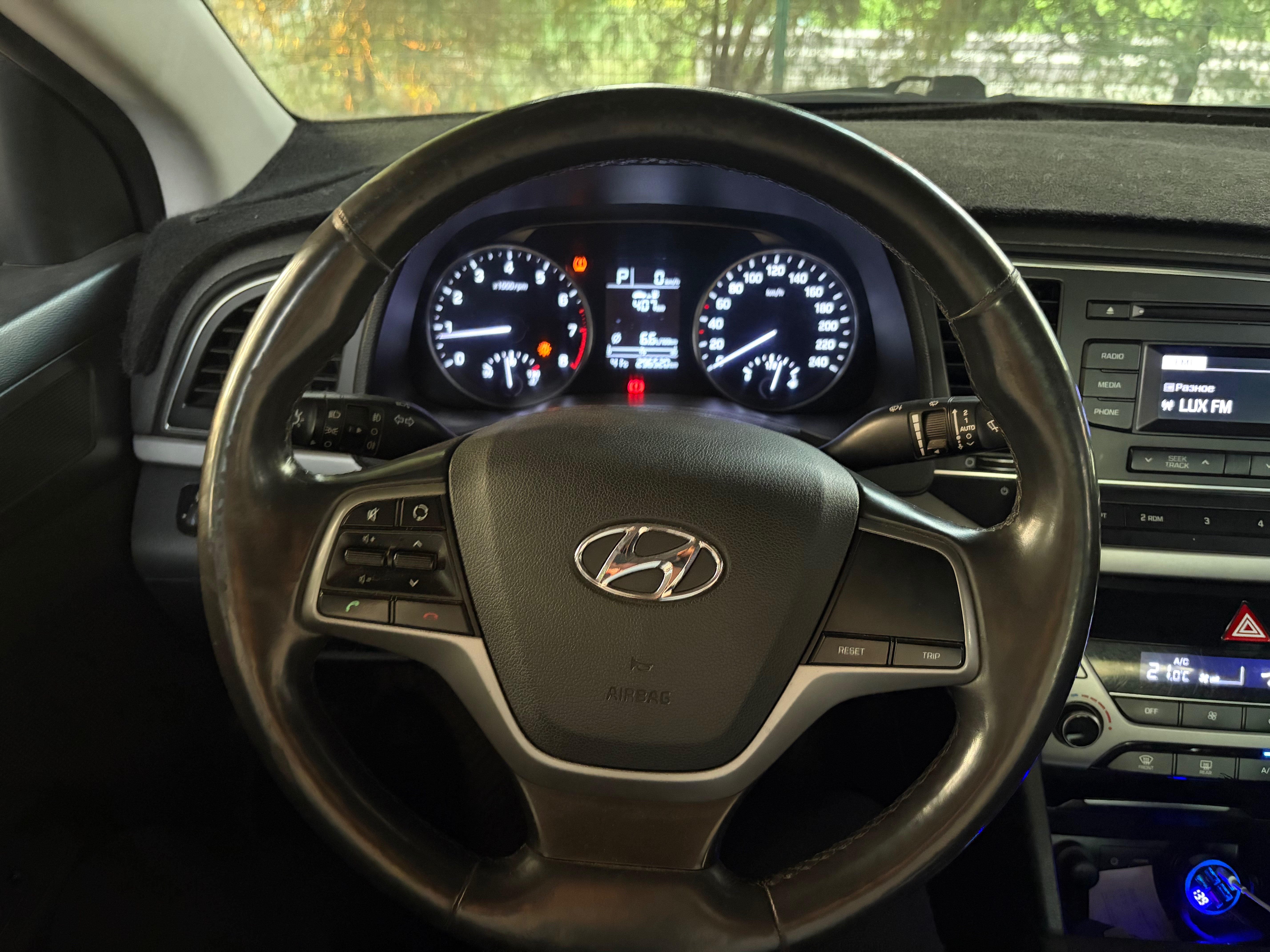 Hyundai Elantra 2018