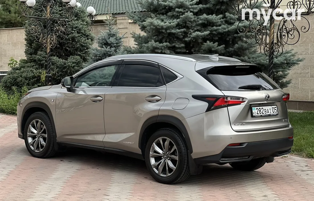 Lexus NX 2015