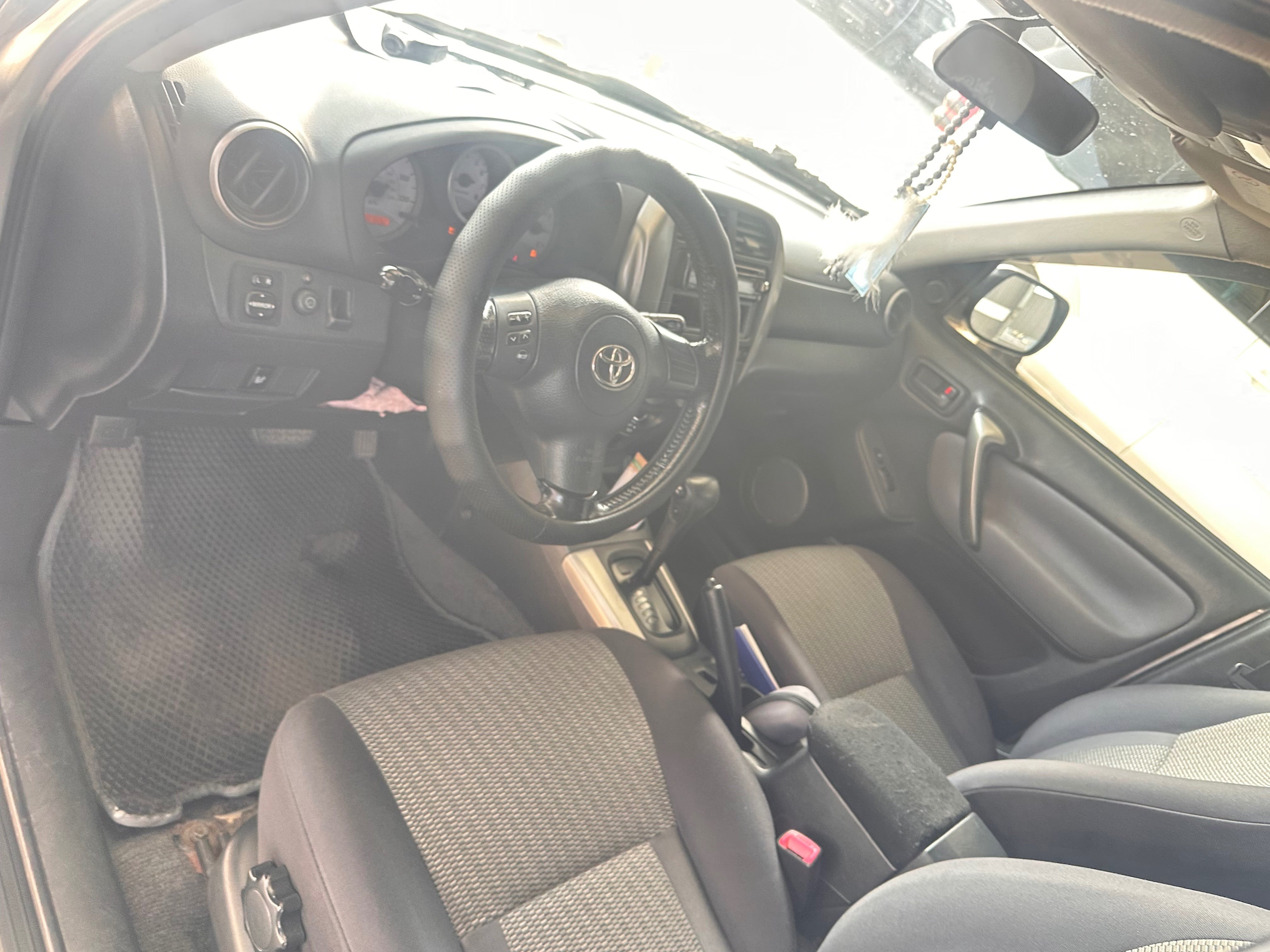 Toyota RAV4 2004