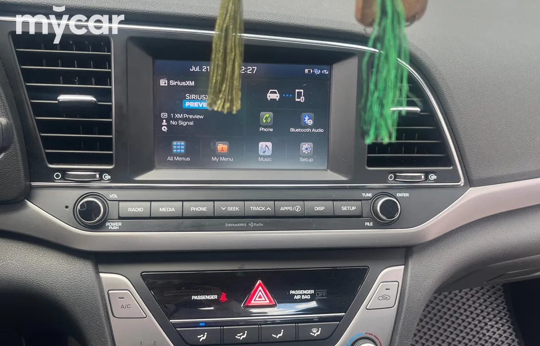 Hyundai Elantra 2018