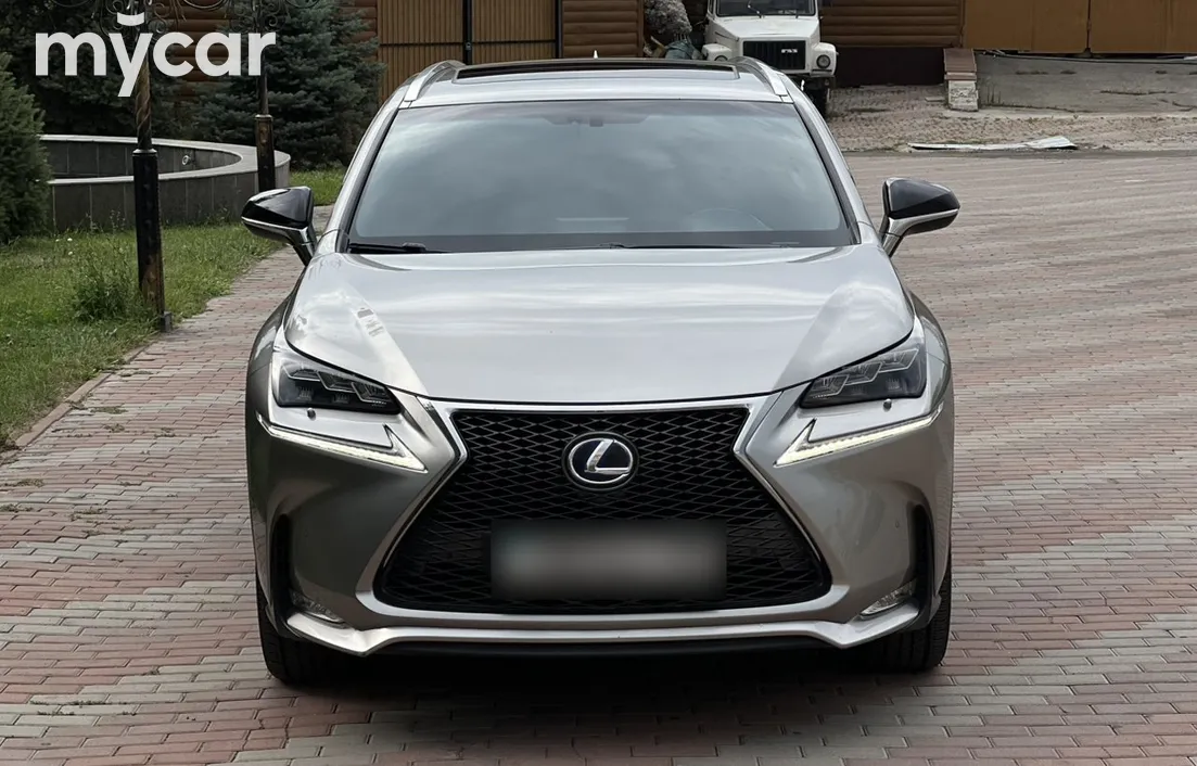 Lexus NX 2015