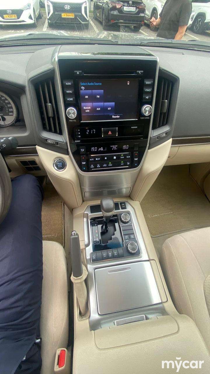 Toyota Land Cruiser 2020