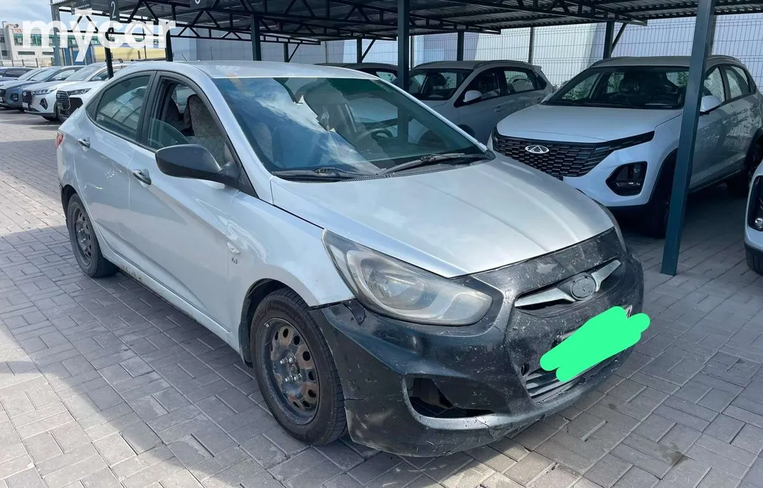 Hyundai Accent 2014