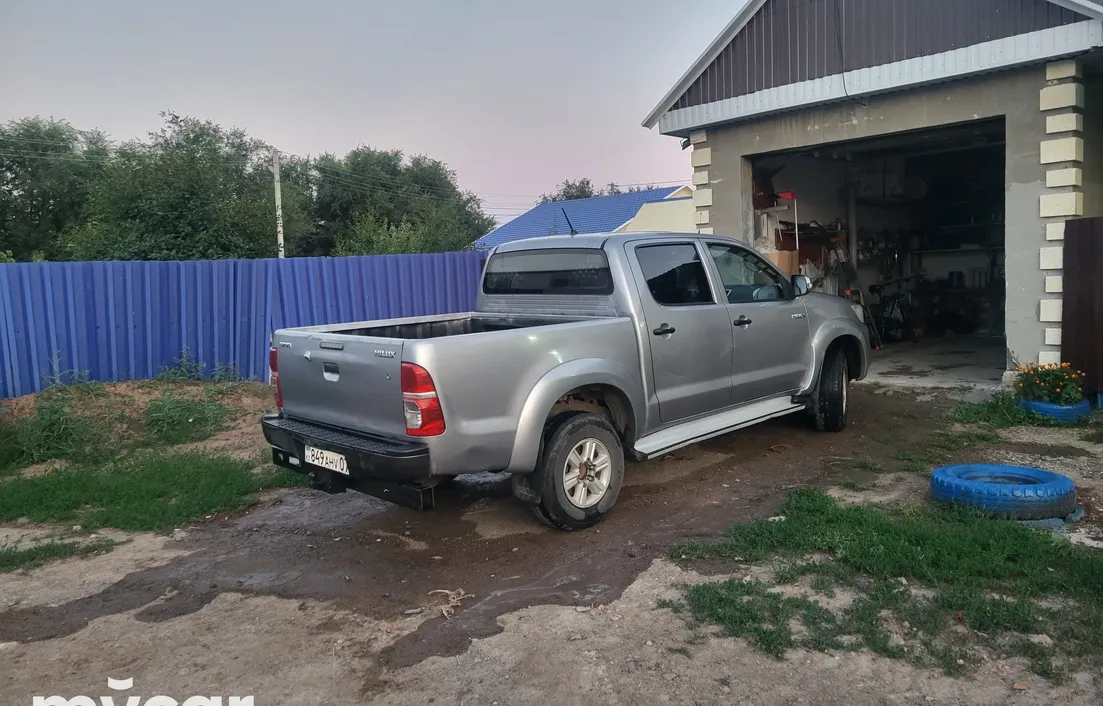 Toyota Hilux 2014