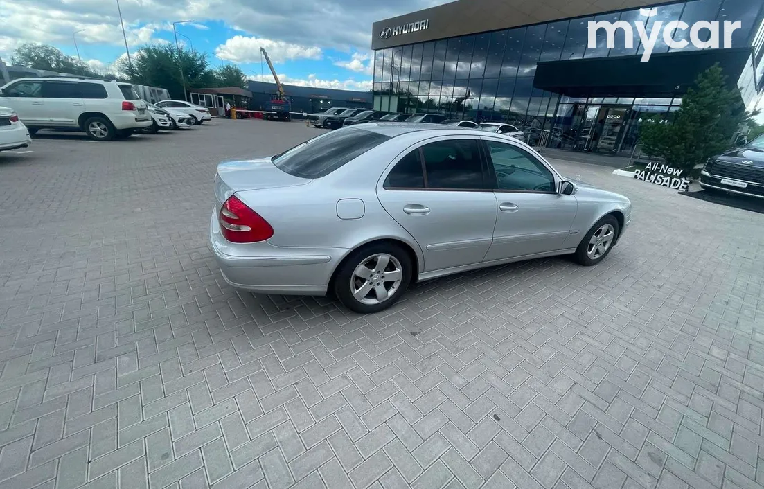 Mercedes-Benz E-Класс 2002