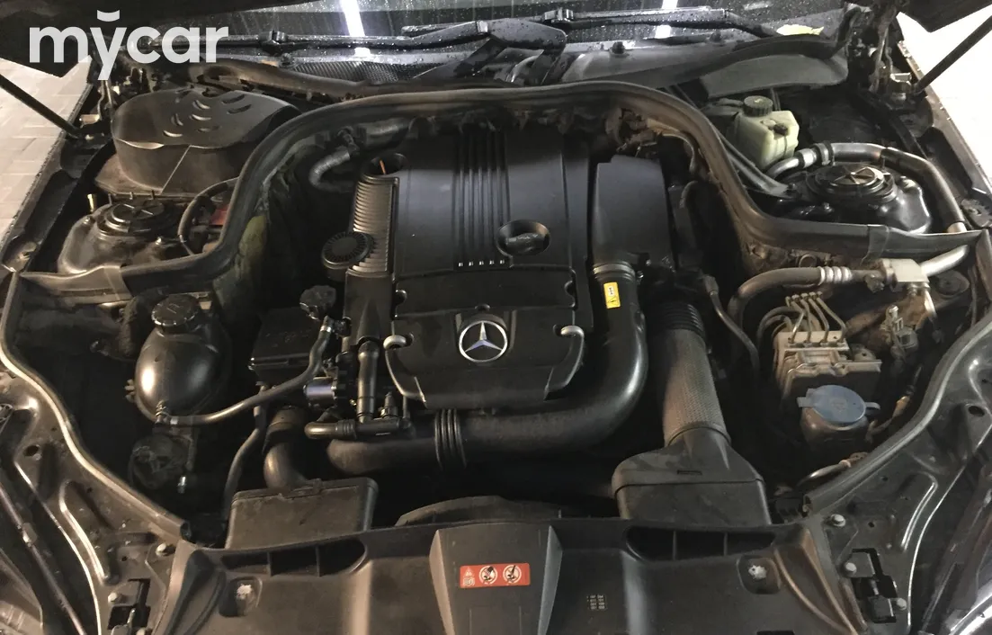 Mercedes-Benz E-Класс 2011