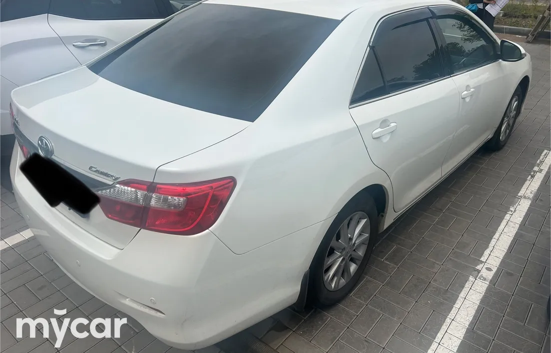 Toyota Camry 2014
