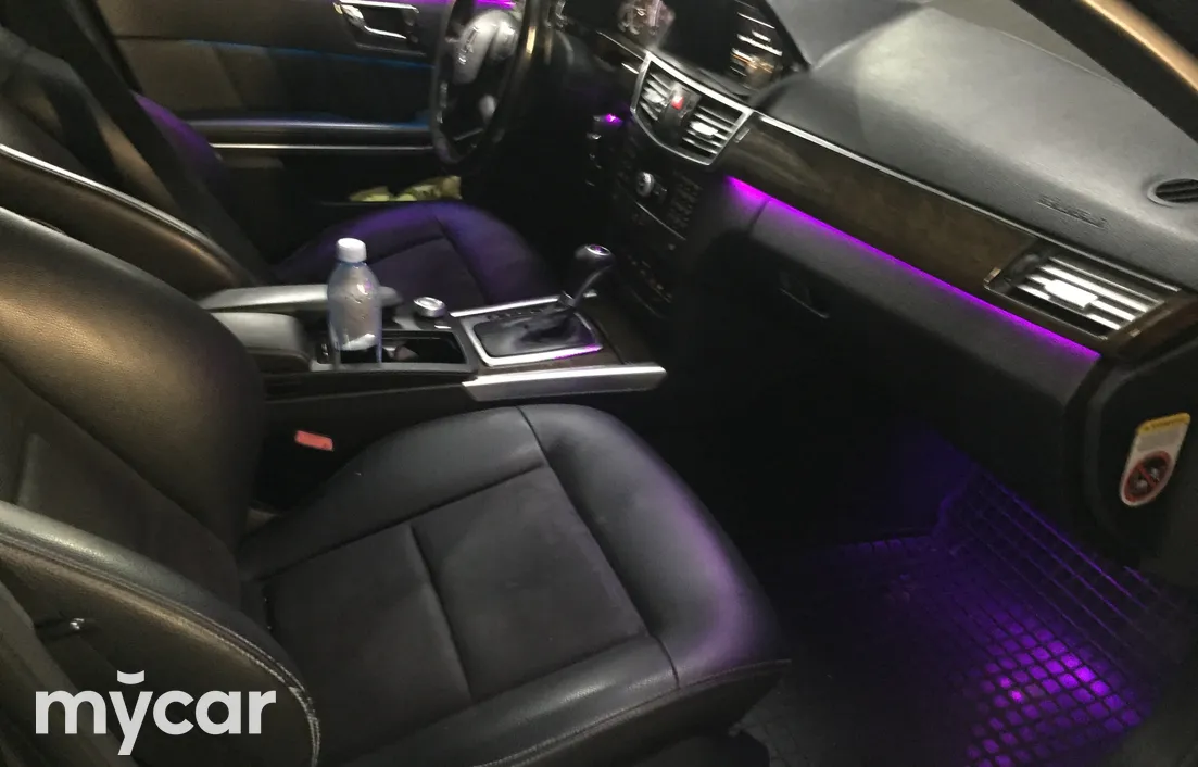 Mercedes-Benz E-Класс 2011
