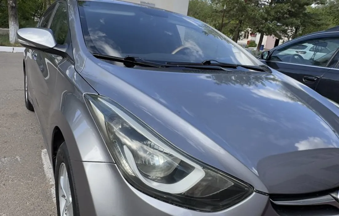 Hyundai Elantra 2014